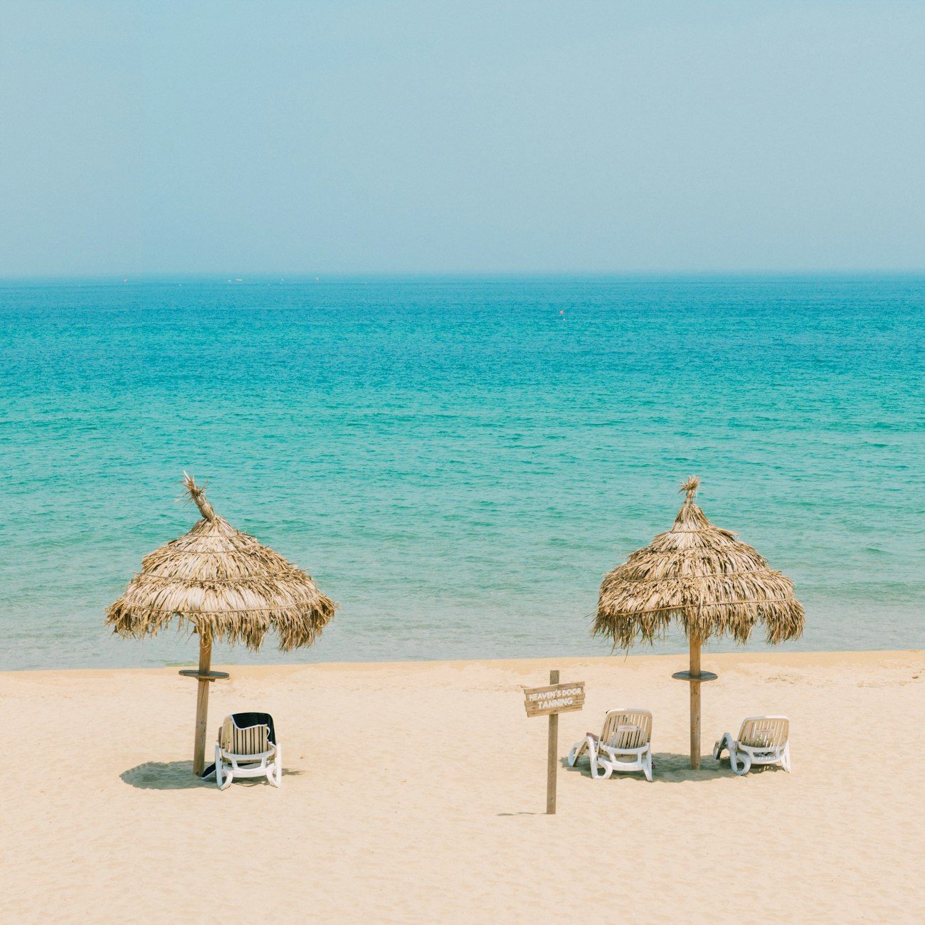Reiseplanung, Online-Reisebüro, Flugbuchung, Hotelbuchung, Urlaubsangebote, Reisewebsite, Urlaubspakete, günstige Flüge, Reisedienstleistungen, Reiseplanung