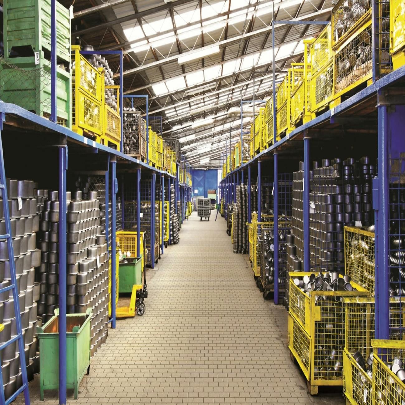 Kaiserkraft, Büroausstattung, Lagerlösungen, Logistikbedarf, Industriemöbel, Lagersysteme, Arbeitssicherheit, Materialhandling, Geschäftslösungen, ergonomische Möbel