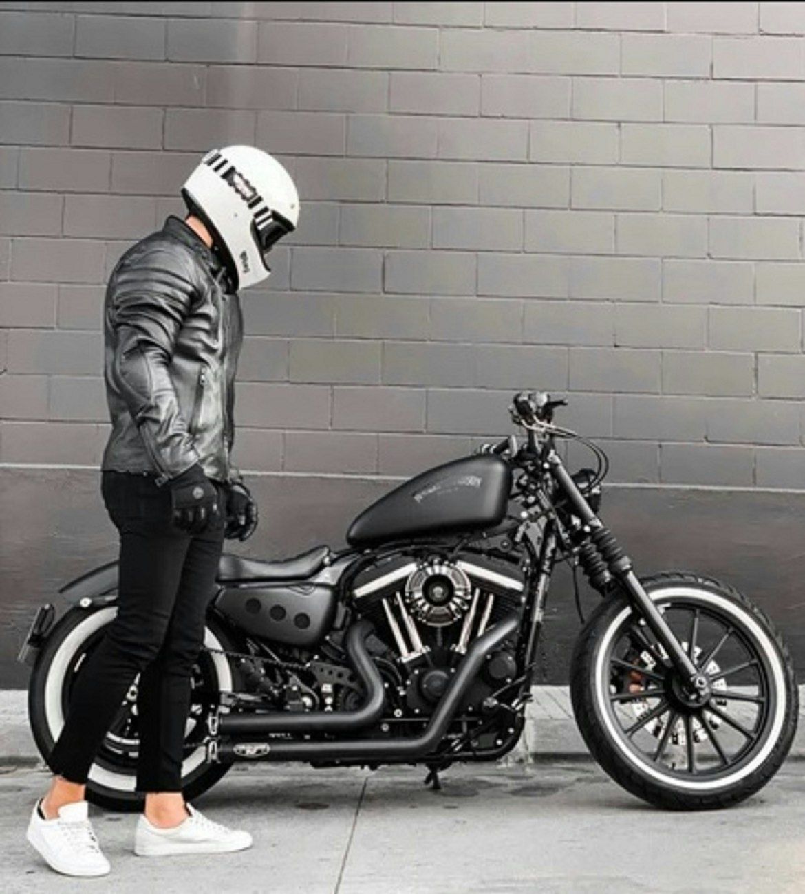 motorun.de, Motorradbekleidung, Helme, Biker-Bekleidung, Reitjacken, Schutzkleidung, Motorradstiefel, Handschuhe für Motorradfahrer, Moto-Zubehör, sicheres Fahren