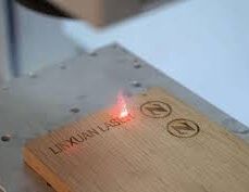 Holzhobelmaschine, Lasergravur Holz, T-Shirt-Schneider, Laserbox-Software, Ätzen von Acryl, Acrylätzung, Acryl-Ätzen, Lasergravur auf Holz, Holzgravur mit Laser, Holz lasergravur, Lasergravur für Tassen, Laser-Schneidematerialien, Laser-Schnittmaterial, Maschine zum Schneiden von Holz, D1-Erweiterung, Laser-Schneidematerialien, Laserbox-Software, Lasergravur Aluminium, Laser-Sperrholz schneiden, Lasergravur Edelstahl, Aluminium lasern, Lasergravur für Edelstahl, Lasergravieren von Edelstahl, Materialien für Laser-Schneider